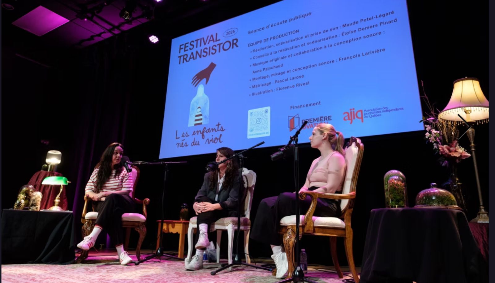 Le documentaire a été présenté pour la première fois lors d'une séance d'écoute publique au Festival Transistor, au mois d'avril. Une discussion a suivi, à laquelle participaient Maude Petel-Légaré (au centre) et Stéphanie Roussel (à droite).