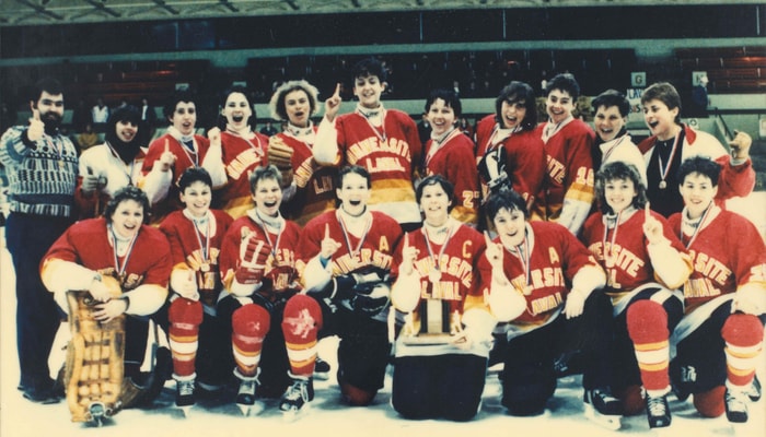 15 mars 1988: le Rouge et Or champion du hockey féminin de l'Association sportive universitaire du Québec