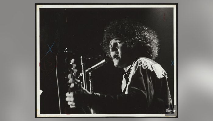 Robert Charlebois répondait aux «critères» de non-conformité et de remise en question de la tradition, tout en incarnant une figure, celle de la rockstar, qui n'existait pas encore au Québec à ce moment.