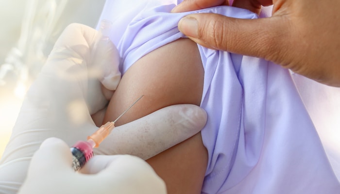 La vaccination des filles et des garçons contre le VPH est un levier prometteur pour réduire les inégalités entre les pays à faibles et hauts revenus.