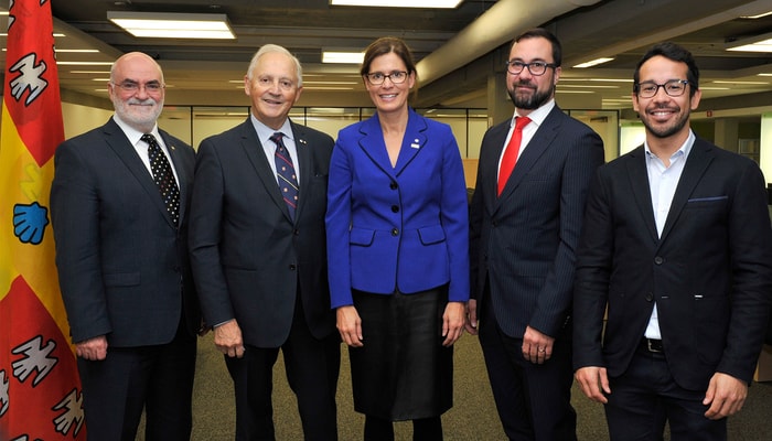 Le lancement de la Chaire de leadership en enseignement Alban-D'Amours en sociologie de la coopération a eu lieu le 17 octobre 2018 en présence de Robert Beauregard, alors vice-recteur aux études et aux affaires étudiantes, d'Alban D'Amours, donateur, de Sophie D'Amours, rectrice de l'Université Laval, de François Gélineau, alors doyen de la Faculté des sciences sociales, et de Dan Furukawa Marques, titulaire de la CLE.