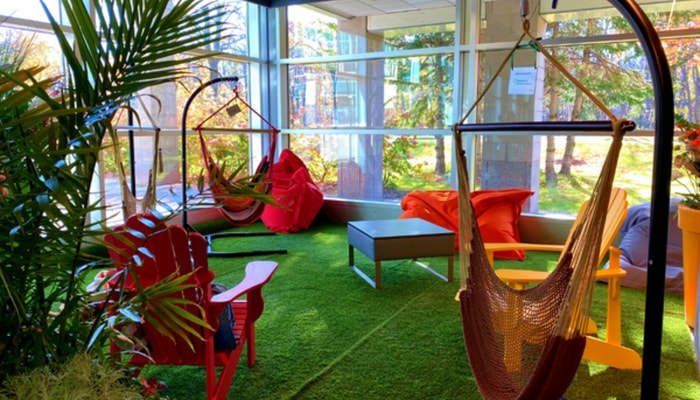 Les Bulles, des espaces sereins et voués au bien-être, ont été aménagées dans divers pavillons.