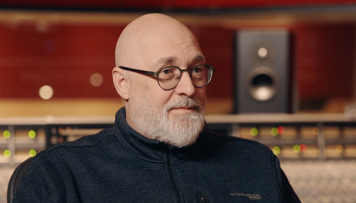 Le professeur Serge Lacasse, de la Faculté de musique, a observé et analysé comment les étudiantes et étudiants s'approprient les outils d'IA dans un contexte de création musicale et sonore.
