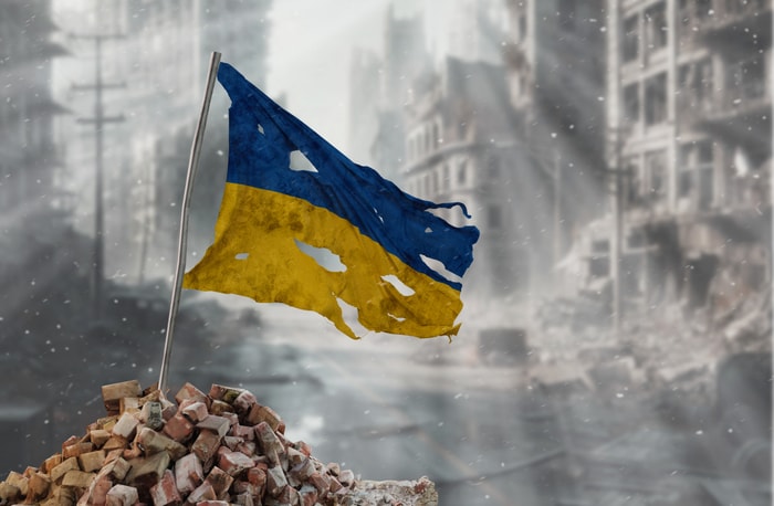 Le 24 octobre, le chargé de cours et doctorant Jordan Proust, de la Faculté des lettres et des sciences humaines, témoignera de son expérience comme reporter de guerre en Ukraine à l'occasion d'une matinée-conférence.