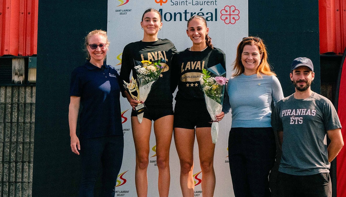 Béatrice Filion, à gauche sur le podium, a remporté l'Invitation ETS en cross-country le 12 septembre 2026.