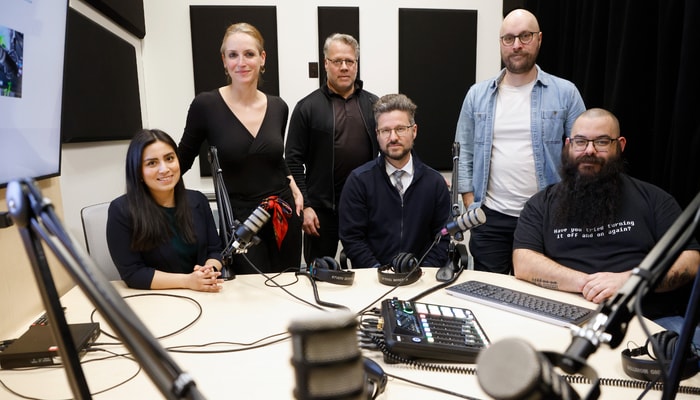 Le studio est le fruit d'un travail d'équipe auquel ont notamment contribué Paula Andrea Arancibia Erazo (SSE), Marie-Hélène C.-Bouffard (SSE), Jean-François Otis (SSE), Jean-François Sénéchal (Faculté de philosophie), Olivier Laflamme (SSE) et Gabriel Veilleux (SSE).