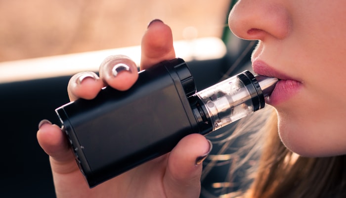 Les adolescentes sondées dans l'étude rapportaient un plus grand nombre de barrières à la cessation du vapotage.