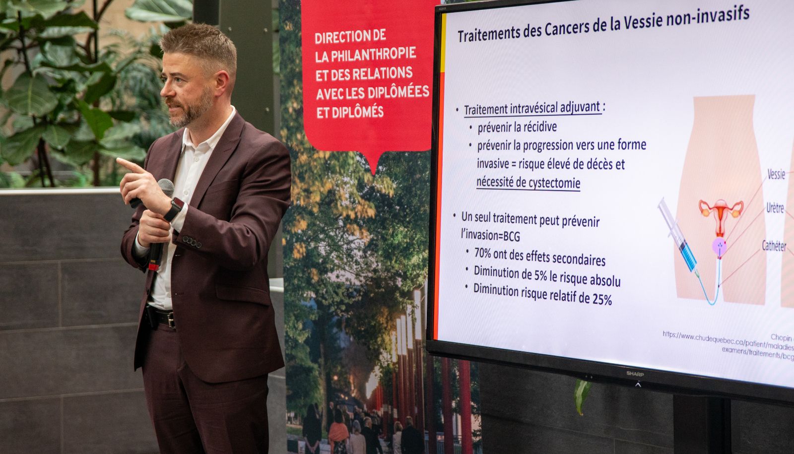 Le Dr Frédéric Pouliot, urologue-oncologue au CHU de Québec – Université Laval
