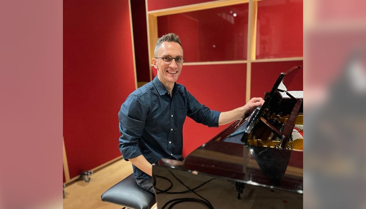 Davi Bronguel, enseignant du cours Piano élémentaire 1 de l'École préparatoire Anna-Marie-Globenski