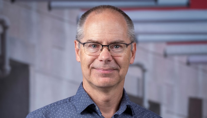 Jacques Renaud, professeur à la Faculté des sciences de l'administration