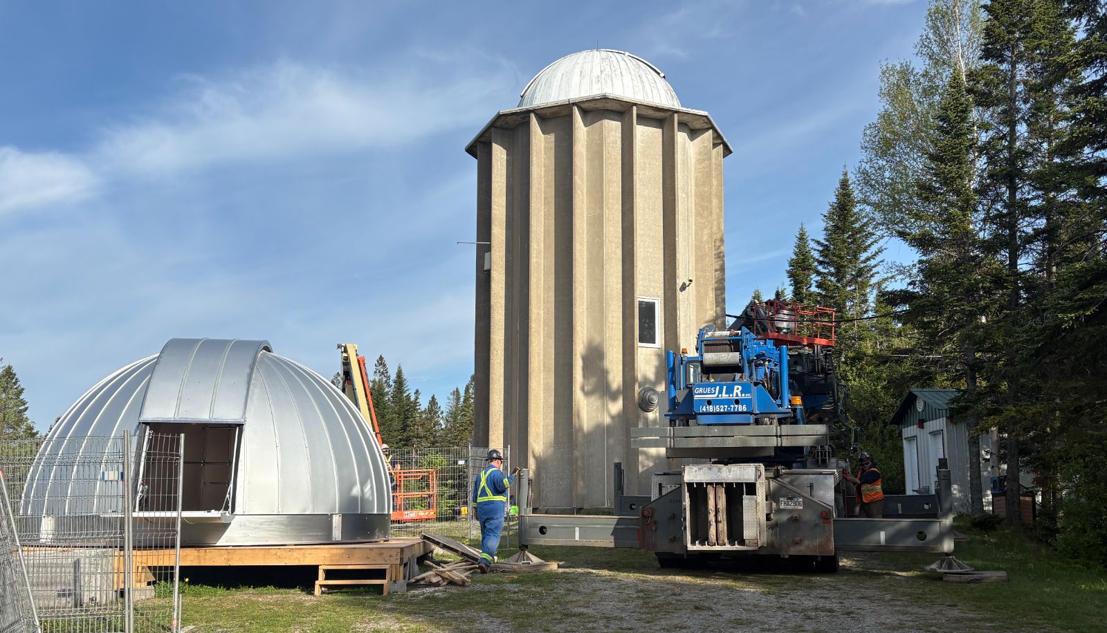 Le nouveau dôme de l'Observatoire prêt à être installé, le 29 mai.