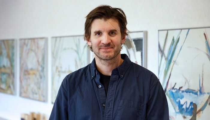 Géraud De Lassus Saint-Geniès est professeur à la Faculté de droit. Il fait partie de la délégation de l'Université Laval qui se rend à Bélem, au Brésil, pour participer à la COP30.