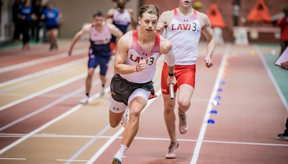 Zachari Houde, de l'équipe d'athlétisme du Rouge et Or de l'Université Laval