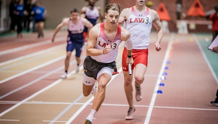 Zachari Houde, de l'équipe d'athlétisme du Rouge et Or de l'Université Laval