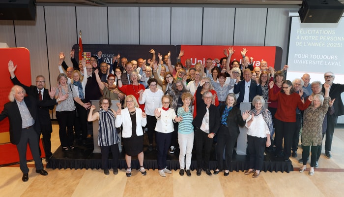 Les membres du personnel retraité de l'Université Laval présents lors de la cérémonie en leur honneur, qui s'est tenue le 11 mai dernier.