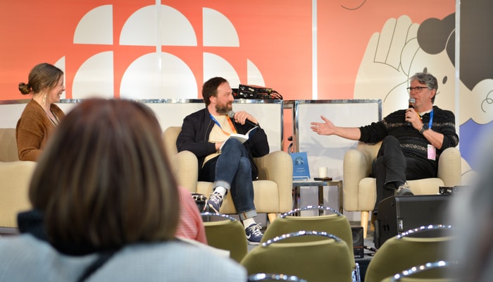 Le 9 avril, dans le cadre du Salon international du livre de Québec, Alain Beaulieu participait à un entretien sur le thème de l'engagement avec Daniel Grenier, auteur de Pour un paquet de Player's. La rencontre était animée par Vanessa Bell.