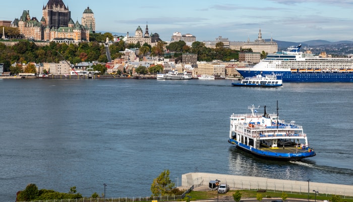 Le projet de téléphérique relierait le centre-ville de Lévis au centre-ville de Québec.