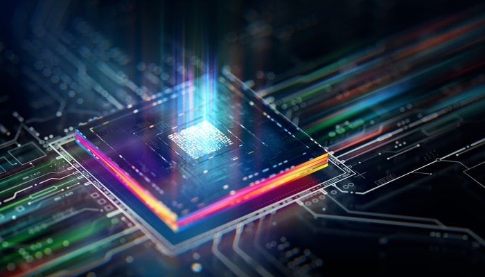 Grâce cette entente, l'Université Laval et le ministère de la Cybersécurité et du Numérique mettront en place un espace sécurisé pour tester et encadrer l'utilisation de l'intelligence artificielle au sein de l'État québécois.