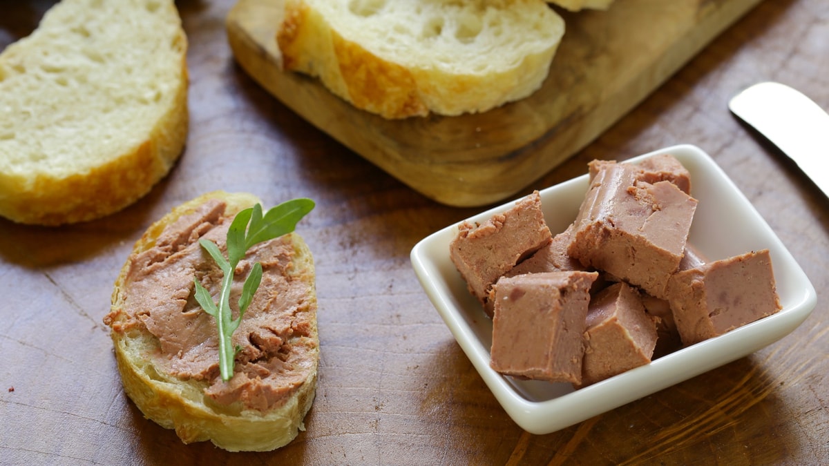 Les scientifiques ont acheté, dans des épiceries de Québec, 83 pâtés dans lesquels le foie de porc figurait parmi les trois ingrédients principaux.