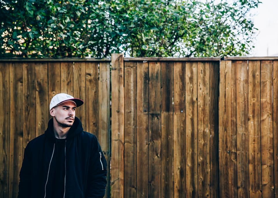 <p>Tête d'affiche du rap québécois, l'auteur de Love Suprême a fait de la lutte contre les violences sexuelles son cheval de bataille.</p>