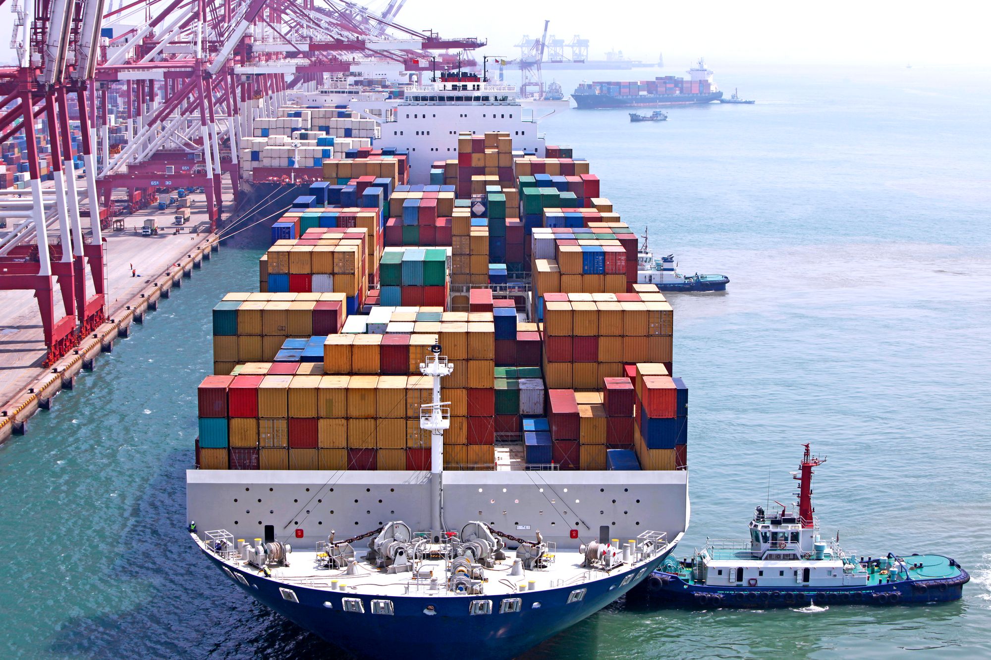 L’APEC, le forum intergouvernemental axé sur la coopération économique pour la région Asie-Pacifique, permet au Canada de resserrer ses liens commerciaux et économiques avec une région représentant plus de 60% du PIB mondial.