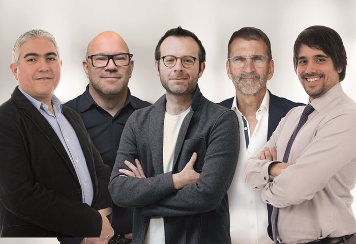 Ayman ElAli, Philippe Archambault, Mathieu Ardyna, Marcel Babin et Étienne Audet-Walsh, qui ont travaillé avec leurs équipes.