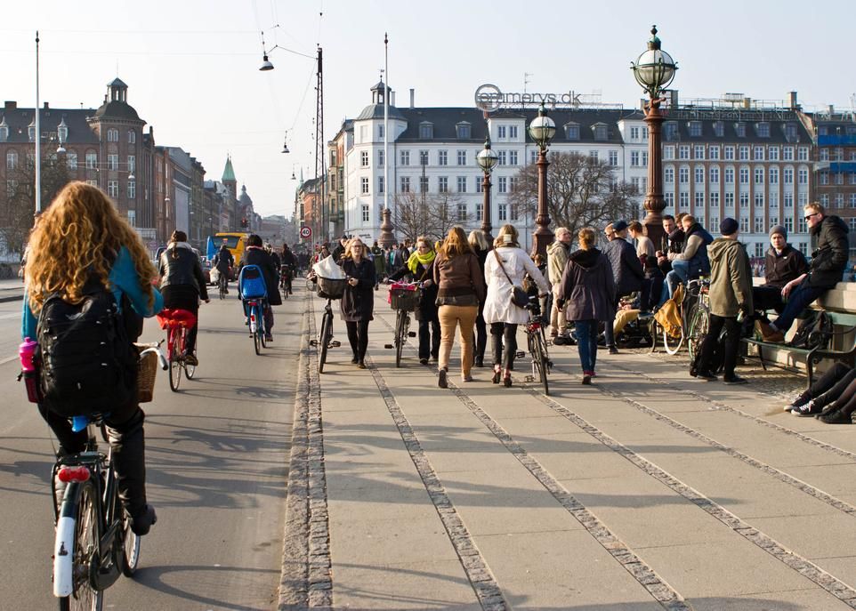 À Copenhague, 45% des déplacements individuels, en lien avec le travail ou l'école, se font à vélo.
