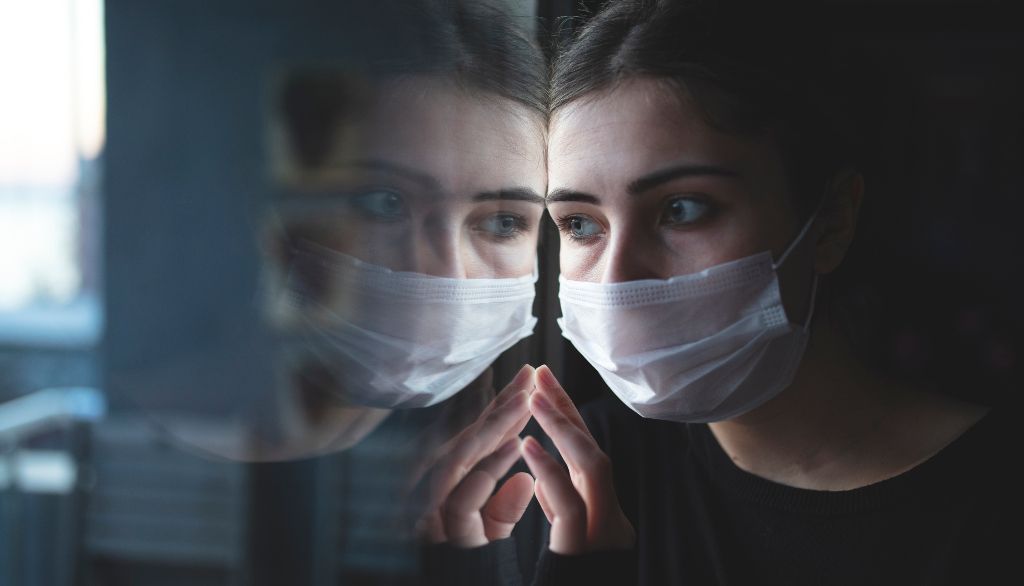 Les 14-24 ans et les femmes comptent parmi les groupes les plus éprouvés par la pandémie sur le plan de la santé mentale.