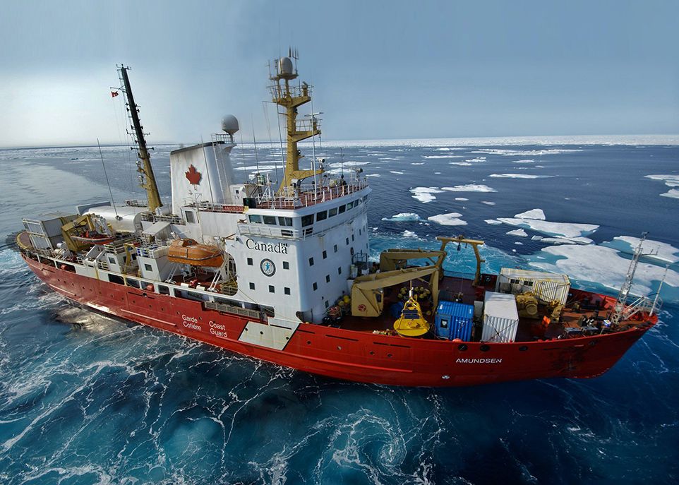 <p>Le brise-glace de recherche canadien NGCC Amundsen a entrepris une expédition scientifique de 104 jours qui le mènera dans l'Arctique canadien et groenlandais. </p>