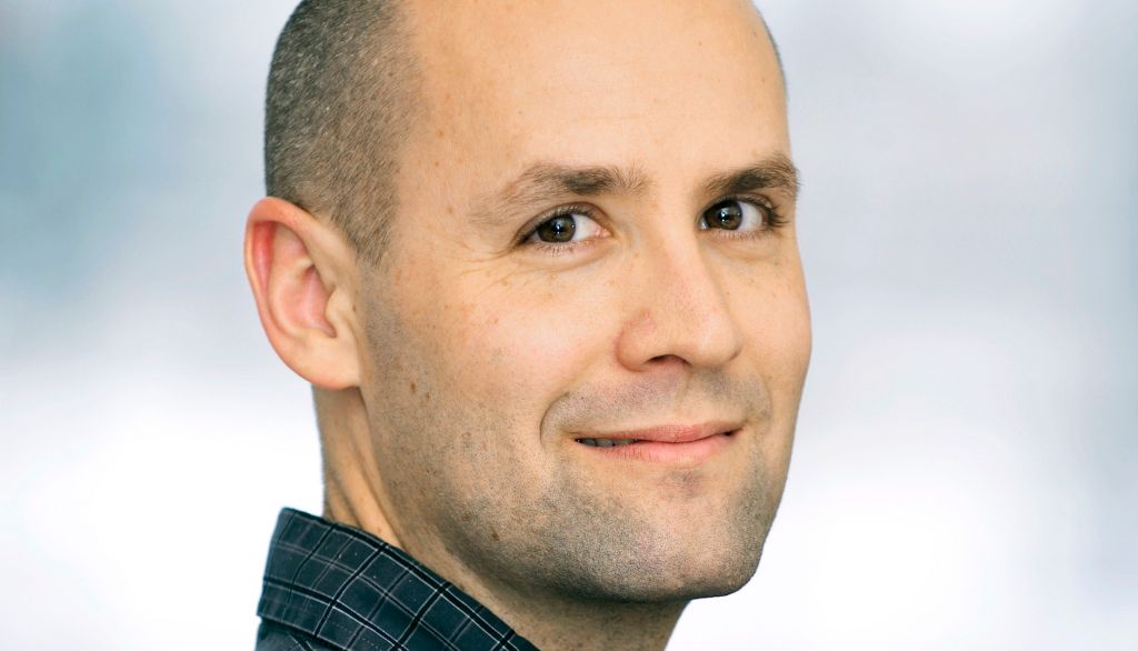 <p>Dominic Roux</p>