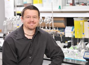 Sébastien Bonnet, professeur à la Faculté de médecine: «La DHEA ne coûte pas cher, elle n'est pas toxique et elle agit de façon sélective sur les cellules en cause dans certaines maladies vasculaires obstructives».