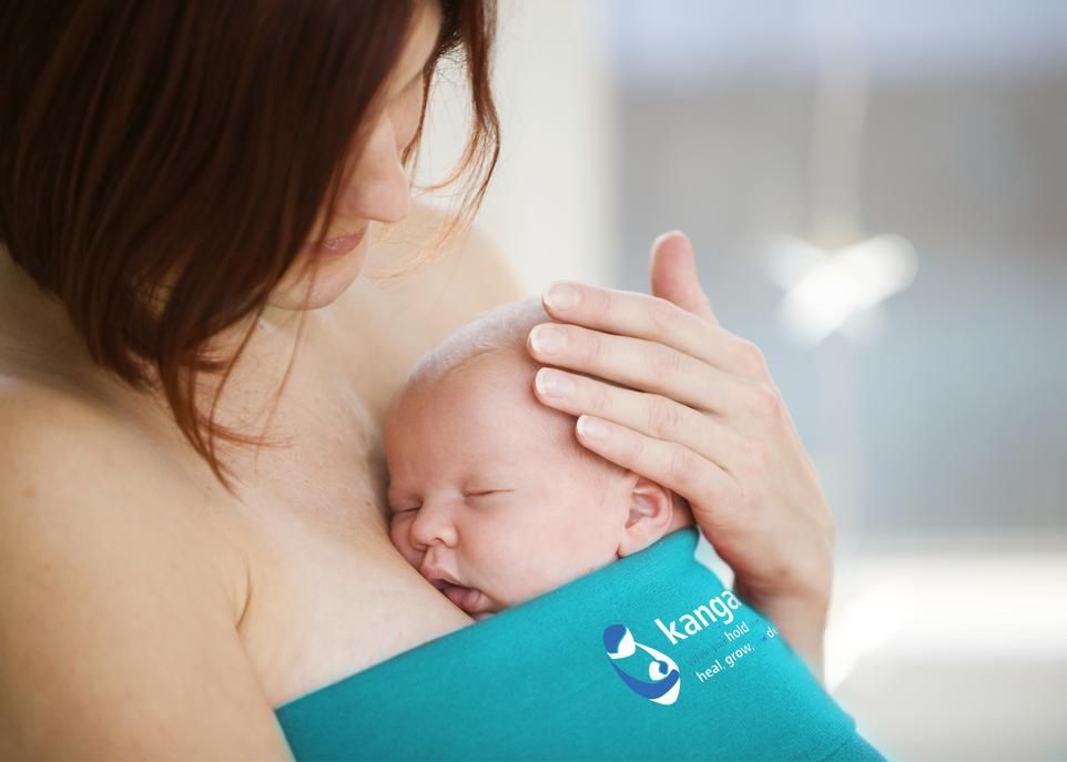 <p>La méthode Kangourou consiste à porter un enfant prématuré sur le ventre 24 heures sur 24, peau contre peau, plutôt que de le laisser à l'hôpital dans une couveuse.</p>