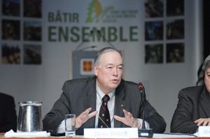 Denis Brière: «Nous allons poursuivre le processus du Sommet pour faire en sorte que l'on puisse influencer les façons de faire ainsi que le contenu du nouveau régime forestier».