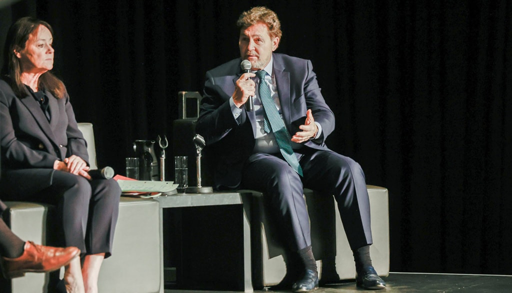 Le juge en chef de la Cour suprême du Canada, Richard Wagner, en compagnie de sa collègue, la juge Suzanne Côté, le 16 septembre au Grand Salon du pavillon Maurice-Pollack.