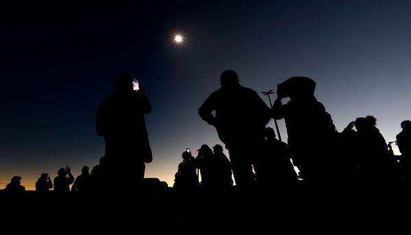 Le spectacle de l'éclipse solaire totale, en Beauce