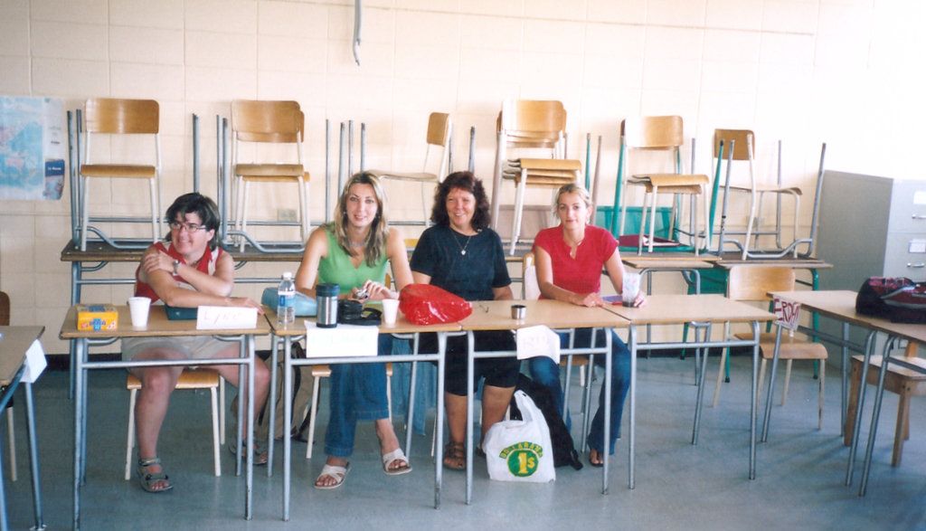 <p>Ljiljana (deuxième, en partant de la gauche) lors de ses cours de francisation au centre Louis-Jolliet.</p>