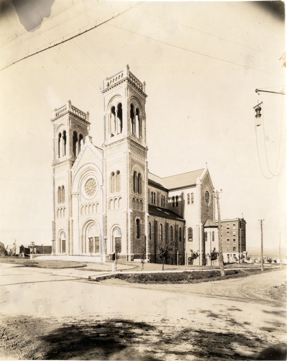 st-sacrement-eglise-credit-voir-article