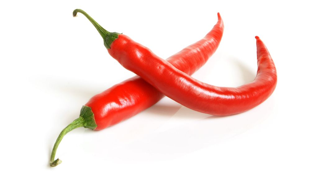 <p>La capsaïcine est une molécule naturelle qu'on retrouve dans le piment rouge. C'est ce composé qui cause la sensation de chaleur et de brûlure associée au piment.</p>
