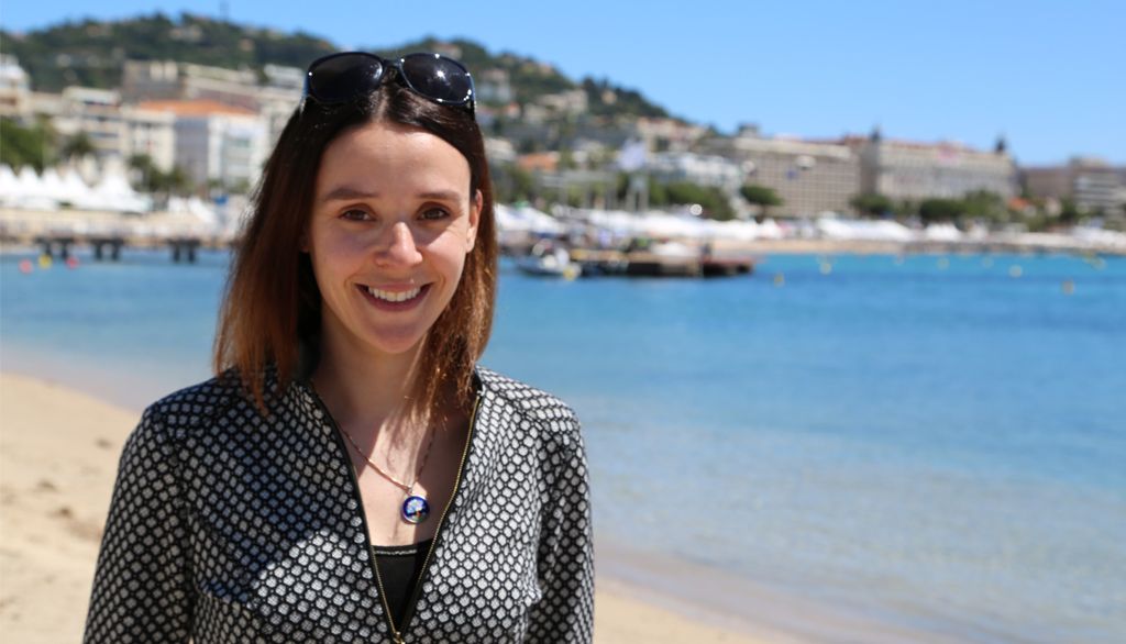 Marie-Josée Saint-Pierre alors qu’elle était à Cannes pour présenter son court métrage d’animation Jutra.